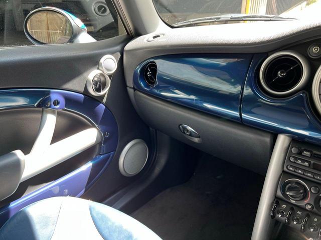 ＭＩＮＩ クーパー　チェックメイト　チェックメイト専用１７インチアルミ　ワンオーナー車　ヘッドライトコーティング済（31枚目）