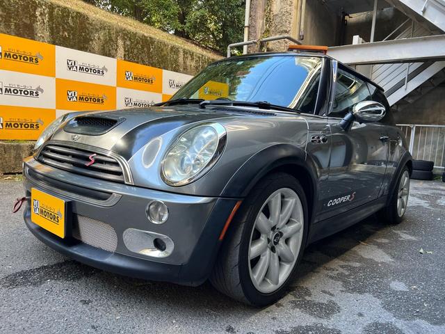 ＭＩＮＩ クーパーＳ　ガラスサンルーフ　ブラックレザーシート（2枚目）