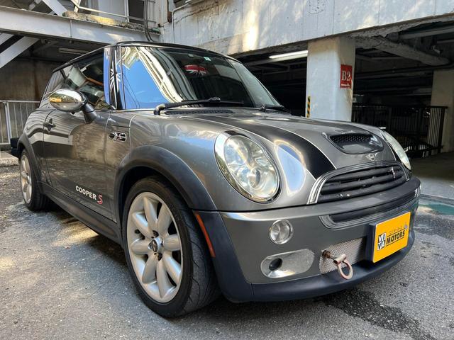 ＭＩＮＩ クーパーＳ　ガラスサンルーフ　ブラックレザーシート（4枚目）