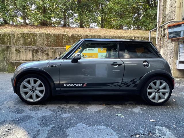 ＭＩＮＩ クーパーＳ　ガラスサンルーフ　ブラックレザーシート（5枚目）