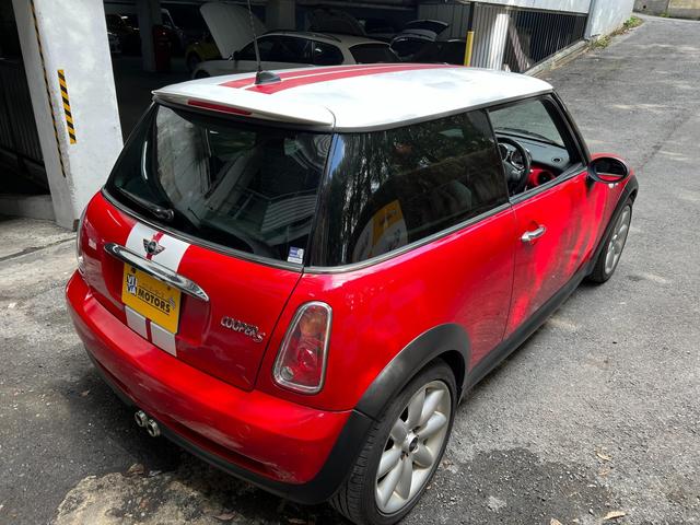 ＭＩＮＩ クーパーＳ　スーパーチャージャー　６速ＭＴ　ツートンカラー（22枚目）