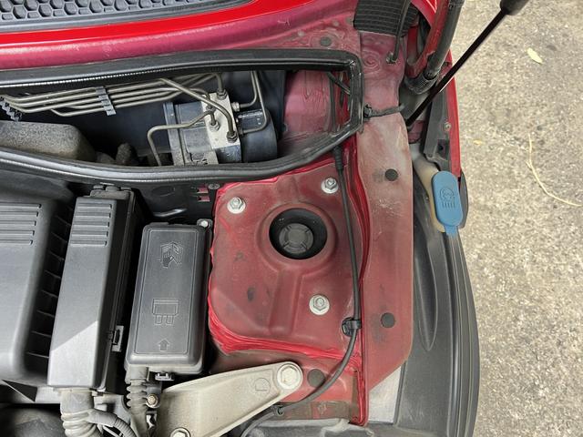 ＭＩＮＩ クーパーＳ　スーパーチャージャー　６速ＭＴ　ツートンカラー（55枚目）