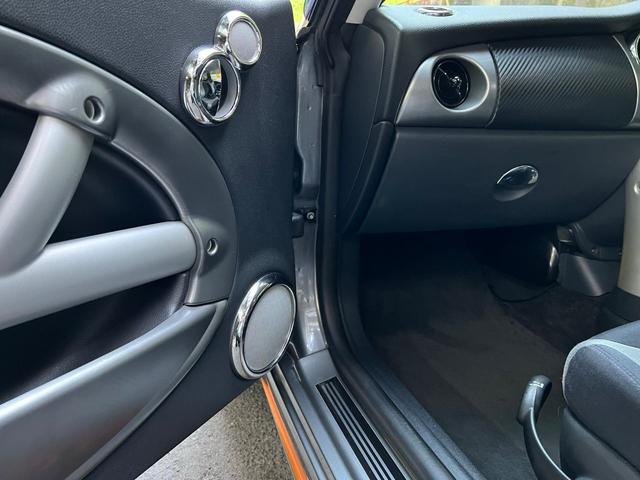 ＭＩＮＩ クーパーＳ　６ＭＴ　スーパーチャージャー　ツートンカラー（21枚目）