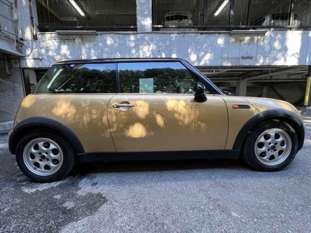 ＭＩＮＩ クーパー　インダッシュモニター　ナビ　ワンセグ　ＥＴＣ　バックモニター（5枚目）