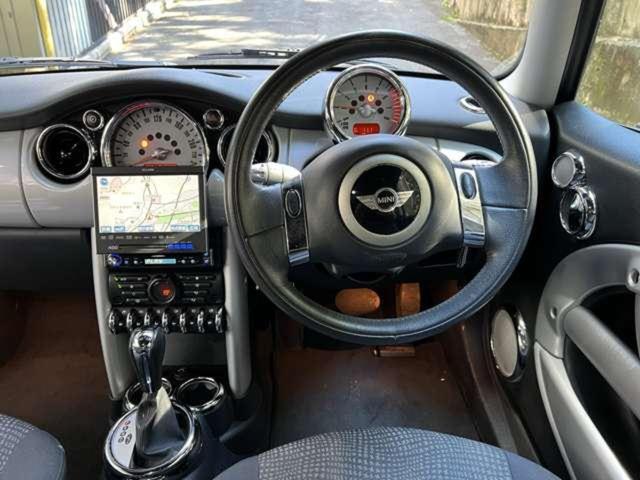 ＭＩＮＩ クーパー　インダッシュモニター　ナビ　ワンセグ　ＥＴＣ　バックモニター（20枚目）