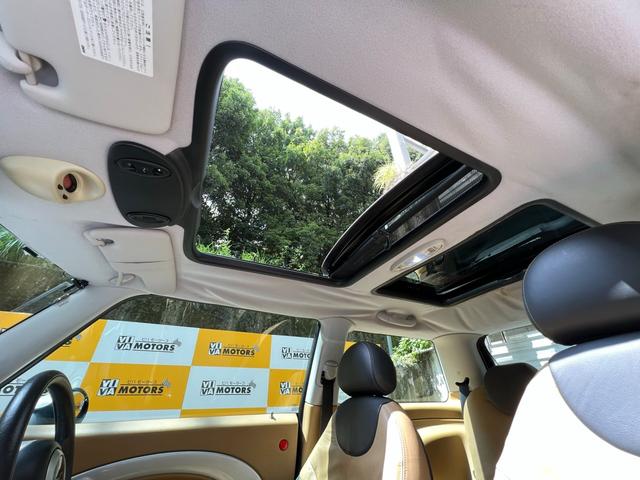 ＭＩＮＩ クーパー　サンルーフ　レザーシート　シートヒーター　ツートンカラー（12枚目）