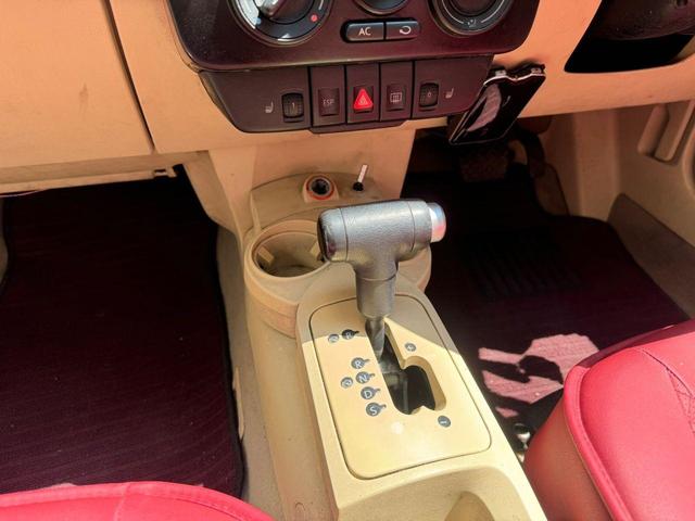 ニュービートルカブリオレ プラス　ベージュレザーシート　レッドシートカバー　レーダー探知機　ドラレコ　ＥＴＣ付（41枚目）