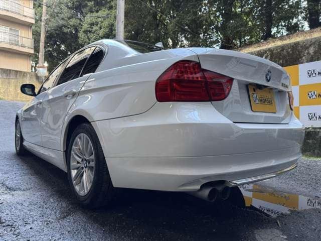 ３シリーズ ３２５ｉ　直列６気筒エンジン（16枚目）