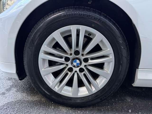 ３シリーズ ３２５ｉ　直列６気筒エンジン（19枚目）
