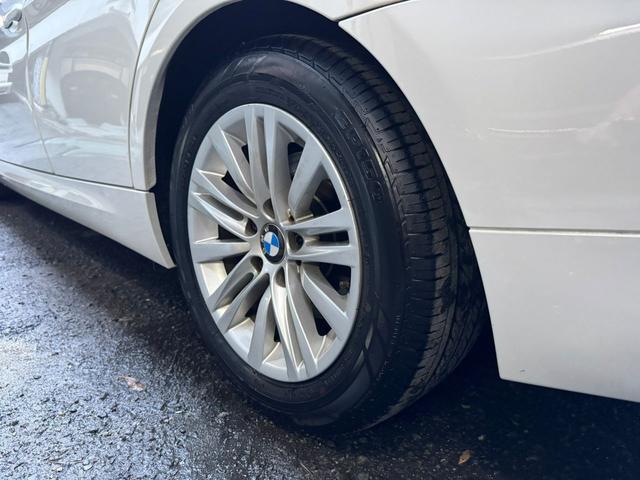 ３シリーズ ３２５ｉ　直列６気筒エンジン（22枚目）