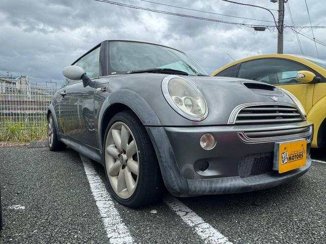 ＭＩＮＩ クーパーＳ　ガラスサンルーフ　コンビレザーシート（6枚目）