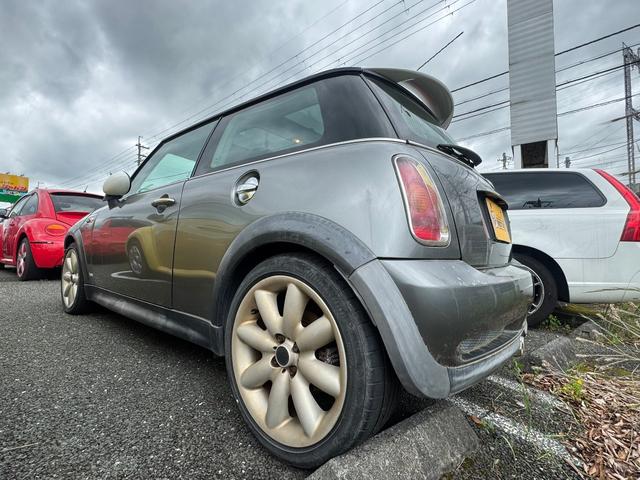 ＭＩＮＩ クーパーＳ　ガラスサンルーフ　コンビレザーシート（17枚目）