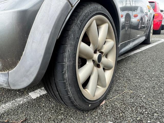 ＭＩＮＩ クーパーＳ　ガラスサンルーフ　コンビレザーシート（26枚目）