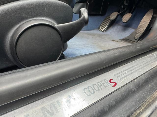 ＭＩＮＩ クーパーＳ　ガラスサンルーフ　コンビレザーシート（36枚目）