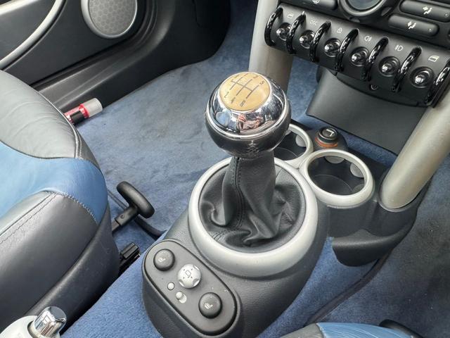ＭＩＮＩ クーパーＳ　ガラスサンルーフ　コンビレザーシート（46枚目）