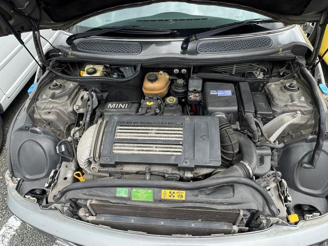 ＭＩＮＩ クーパーＳ　ガラスサンルーフ　コンビレザーシート（54枚目）