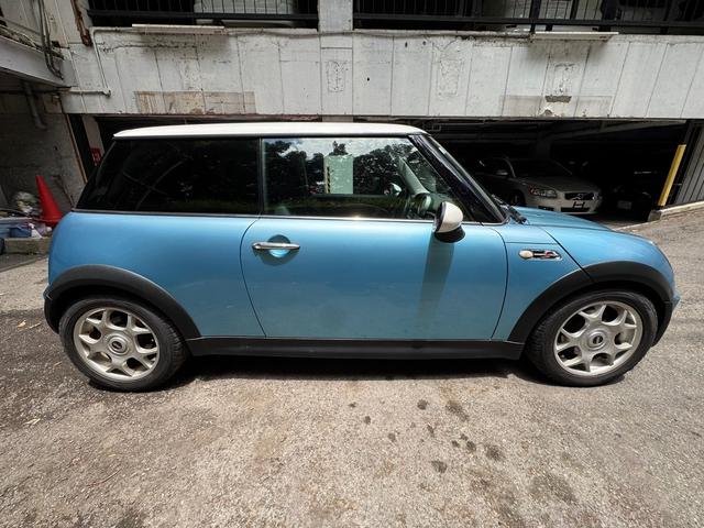 ＭＩＮＩ クーパーＳ　６ＭＴ　スーパーチャージャー　ナビＴＶ（7枚目）