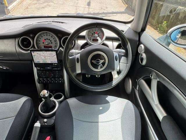 ＭＩＮＩ クーパーＳ　６ＭＴ　スーパーチャージャー　ナビＴＶ（41枚目）