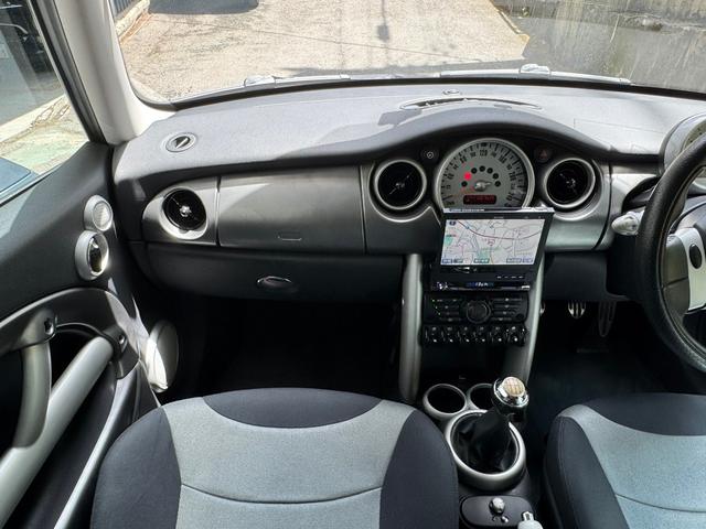 ＭＩＮＩ クーパーＳ　６ＭＴ　スーパーチャージャー　ナビＴＶ（42枚目）