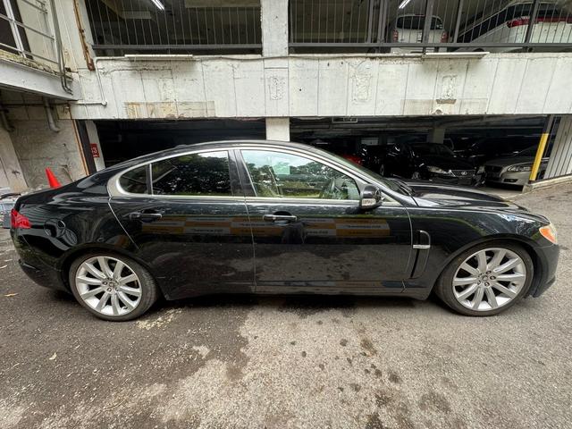 ＸＦ ３．０ラグジュアリー　プッシュスタート　純正ナビ　バックモニター（8枚目）