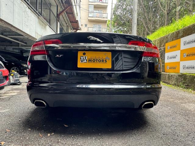 ＸＦ ３．０ラグジュアリー　プッシュスタート　純正ナビ　バックモニター（14枚目）