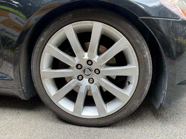 ＸＦ ３．０ラグジュアリー　プッシュスタート　純正ナビ　バックモニター（25枚目）