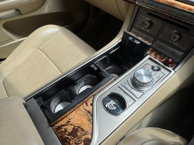 ＸＦ ３．０ラグジュアリー　プッシュスタート　純正ナビ　バックモニター（54枚目）