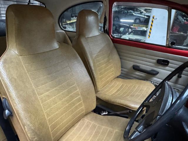 ビートル １３０３Ｓ　空冷ジャーマン　ワンオーナ　２３年間納屋保管（30枚目）