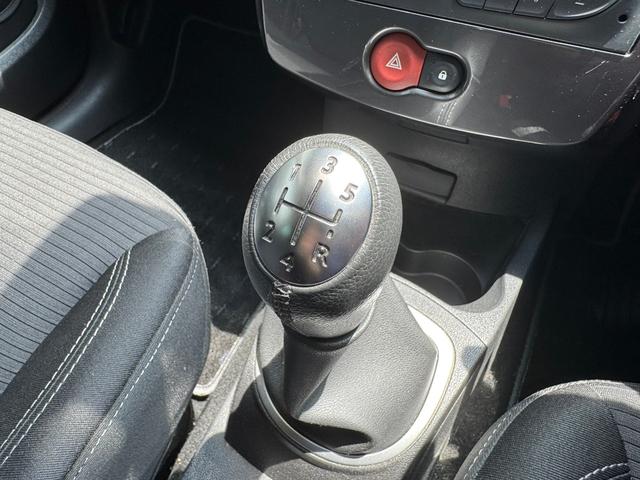 ルーテシア エクスプレッション　ＭＴ　５ＭＴ　４０台限定モデル　後席手動ウインドウ（50枚目）