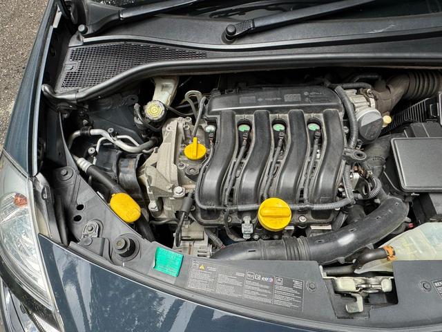 ルーテシア エクスプレッション　ＭＴ　５ＭＴ　４０台限定モデル　後席手動ウインドウ（60枚目）