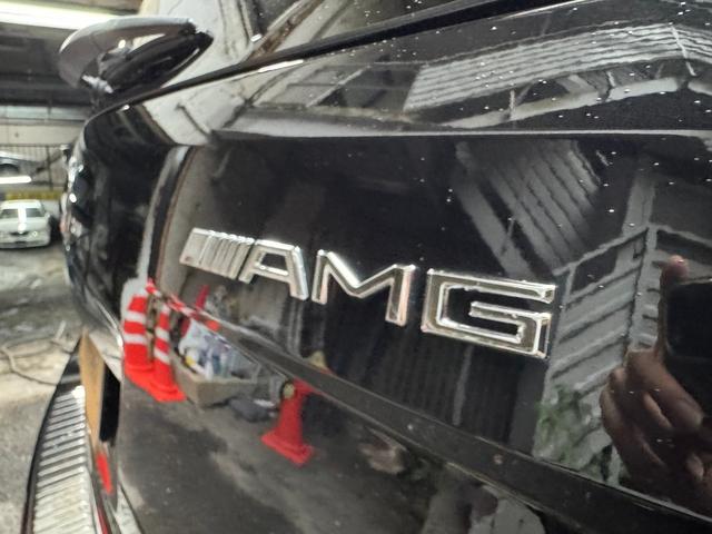 Ｍクラス 　ＭＬ６３　４ＷＤ　Ｖ８　６２００ｃｃ　ｈａｒｍａｎ／ｋａｒｄｏｎ　ブラックレザーシート　ガラスサンルーフ　バックモニター　２０インチアルミ（28枚目）