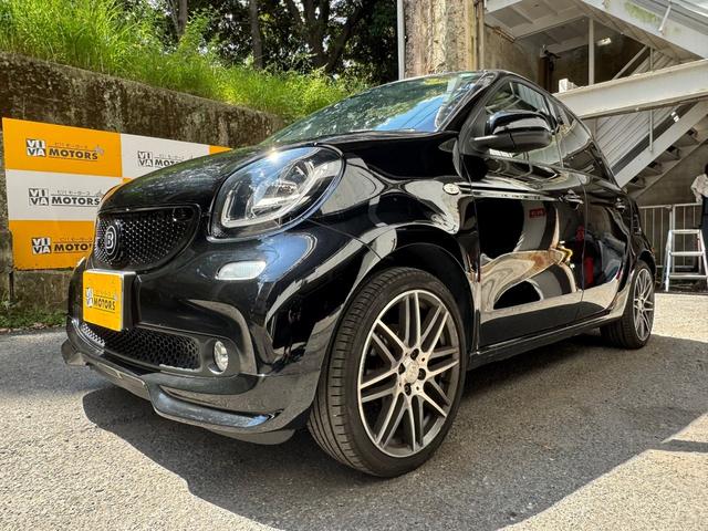 スマートフォーフォー ＢＲＡＢＵＳ　エクスクルーシブ（2枚目）