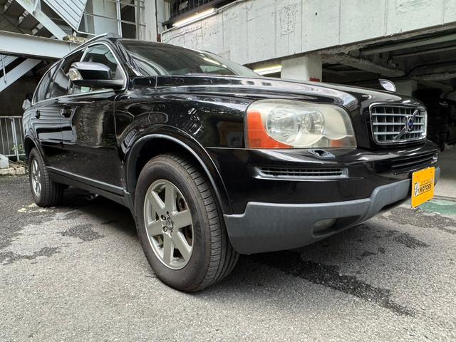 ＸＣ９０ ３．２　ＳＥ　ＡＷＤ　ＡＷＤ　ガラスサンルーフ　ベージュレザーシート　３列シート７人乗り　１７インチ純正ホイール（6枚目）