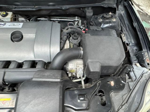 ＸＣ９０ ３．２　ＳＥ　ＡＷＤ　ＡＷＤ　ガラスサンルーフ　ベージュレザーシート　３列シート７人乗り　１７インチ純正ホイール（67枚目）