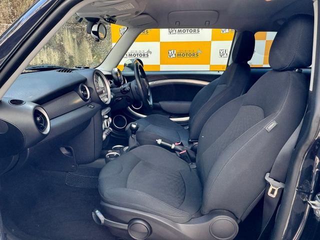 ＭＩＮＩ クーパーＳ　６速ＭＴ　ターボ　Ｖｅｎｅｒｄｉ１７インチアルミ　オートエアコン　ＥＴＣ（40枚目）