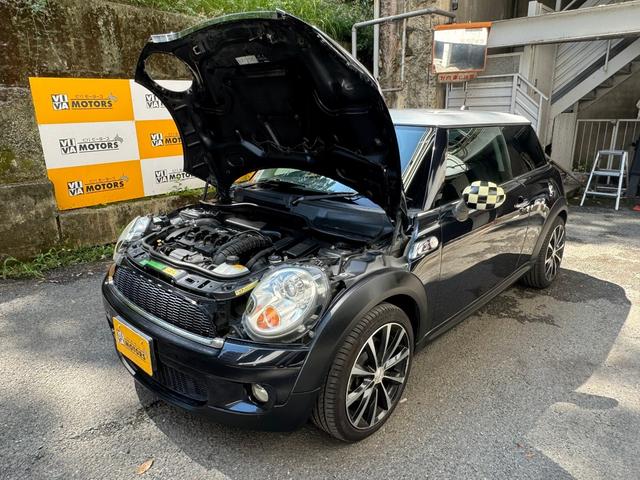 ＭＩＮＩ クーパーＳ　６速ＭＴ　ターボ　Ｖｅｎｅｒｄｉ１７インチアルミ　オートエアコン　ＥＴＣ（53枚目）