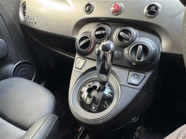 当店は自社整備工場完備！オイル交換やブレーキパッド交換はもちろん、クラッチ交換や各所オイル漏れ修理、エンジンのかからないお車の修理も行ってます。