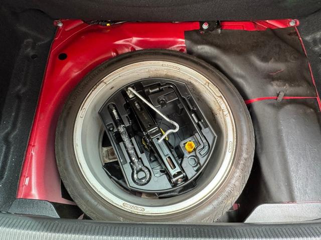 ２０７ ＧＴ　５ＭＴ　ターボ　パノラマルーフ　純正１７インチアルミ　ワンセグナビ　純正フロアマット　ＥＴＣ（19枚目）