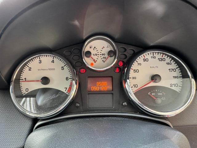 ２０７ ＧＴ　５ＭＴ　ターボ　パノラマルーフ　純正１７インチアルミ　ワンセグナビ　純正フロアマット　ＥＴＣ（39枚目）