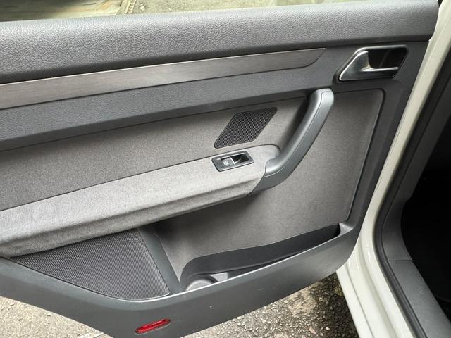 ゴルフトゥーラン ＴＳＩ　コンフォートライン（39枚目）
