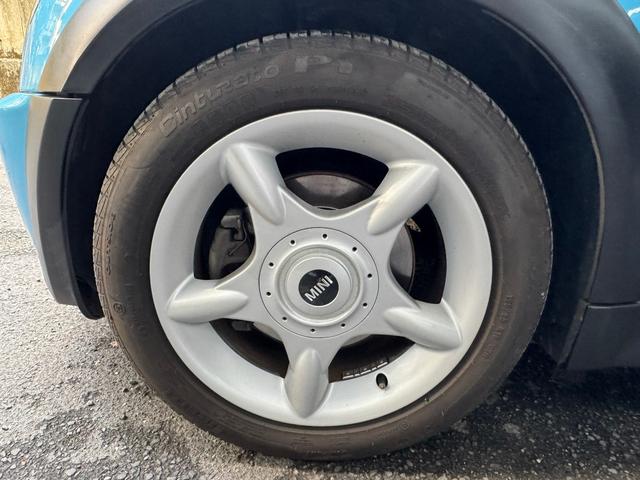 ＭＩＮＩ クーパーＳ　６ＭＴ　スーパーチャージャー　純正１６インチホイール　ＥＴＣ　カロッツェリアオーディオＤＥＨ－５２００（18枚目）