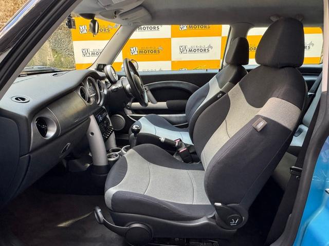 ＭＩＮＩ クーパーＳ　６ＭＴ　スーパーチャージャー　純正１６インチホイール　ＥＴＣ　カロッツェリアオーディオＤＥＨ－５２００（46枚目）