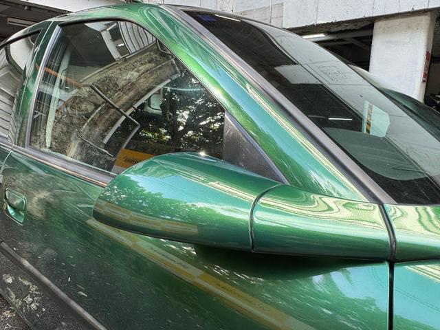ベクトラ ＣＤ　走行１万ｋｍ　純正１５インチホイール　ＥＣＯＴＥＣエンジン　カラーＣＤ３６９　ＲＩＯ　ＶＥＲＤＥ　ＰＥＡＲＬ　ＭＥＴ（7枚目）