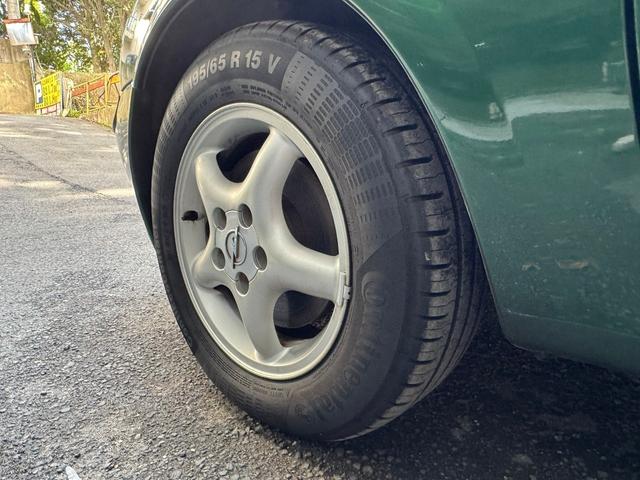 ベクトラ ＣＤ　走行１万ｋｍ　純正１５インチホイール　ＥＣＯＴＥＣエンジン　カラーＣＤ３６９　ＲＩＯ　ＶＥＲＤＥ　ＰＥＡＲＬ　ＭＥＴ（20枚目）