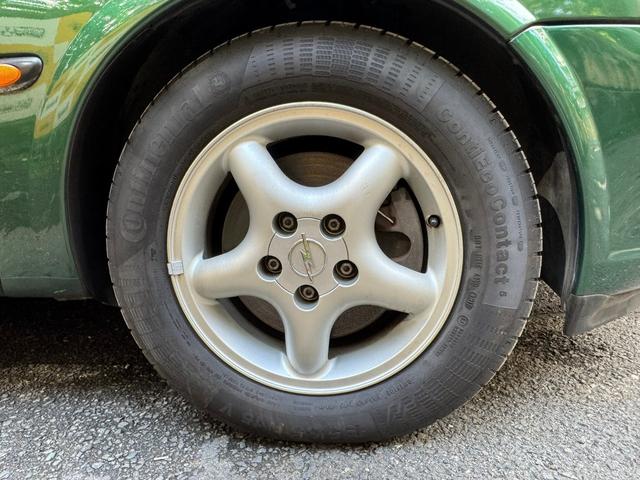 ベクトラ ＣＤ　走行１万ｋｍ　純正１５インチホイール　ＥＣＯＴＥＣエンジン　カラーＣＤ３６９　ＲＩＯ　ＶＥＲＤＥ　ＰＥＡＲＬ　ＭＥＴ（25枚目）