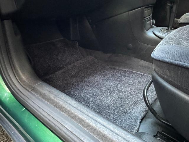 ベクトラ ＣＤ　走行１万ｋｍ　純正１５インチホイール　ＥＣＯＴＥＣエンジン　カラーＣＤ３６９　ＲＩＯ　ＶＥＲＤＥ　ＰＥＡＲＬ　ＭＥＴ（42枚目）