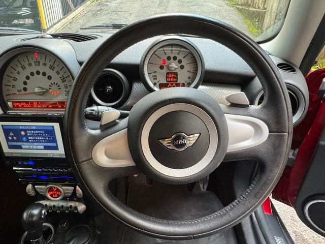 ＭＩＮＩ クーパーＳ　６速ＡＴ　ターボ　ボディカラーチリレッド　ストラーダナビ（36枚目）
