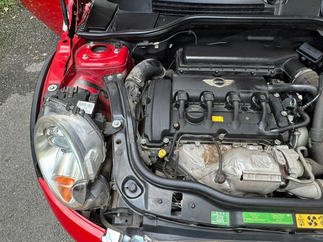 ＭＩＮＩ クーパーＳ　６速ＡＴ　ターボ　ボディカラーチリレッド　ストラーダナビ（58枚目）