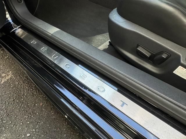 ＲＣＺ ベースグレード　１９インチアルミ　サイバーナビＡＶＩＣ－ＺＨ０７　地デジフルセグ　カラーバックモニター　ＤＶＤ－Ｖ／ＣＤ／Ｂｌｕｅｔｏｏｔｈ／ＵＳＢ／ＳＤ　ＥＴＣ（34枚目）