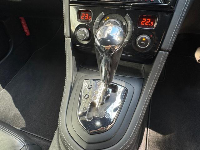 ＲＣＺ ベースグレード　１９インチアルミ　サイバーナビＡＶＩＣ－ＺＨ０７　地デジフルセグ　カラーバックモニター　ＤＶＤ－Ｖ／ＣＤ／Ｂｌｕｅｔｏｏｔｈ／ＵＳＢ／ＳＤ　ＥＴＣ（40枚目）